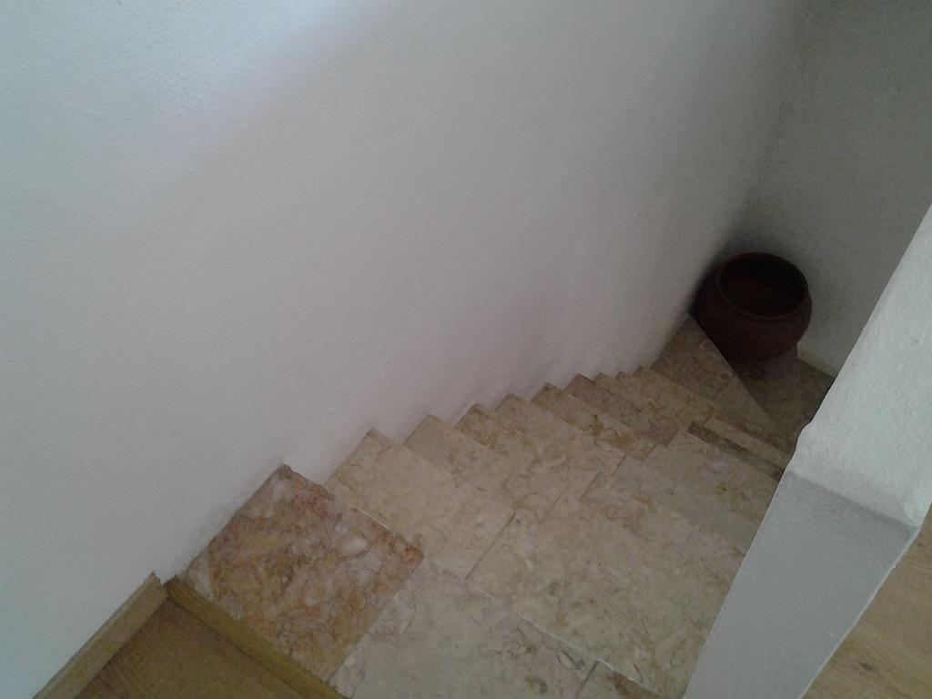 Typical Small House Near Lisbon Oeiras Luaran gambar